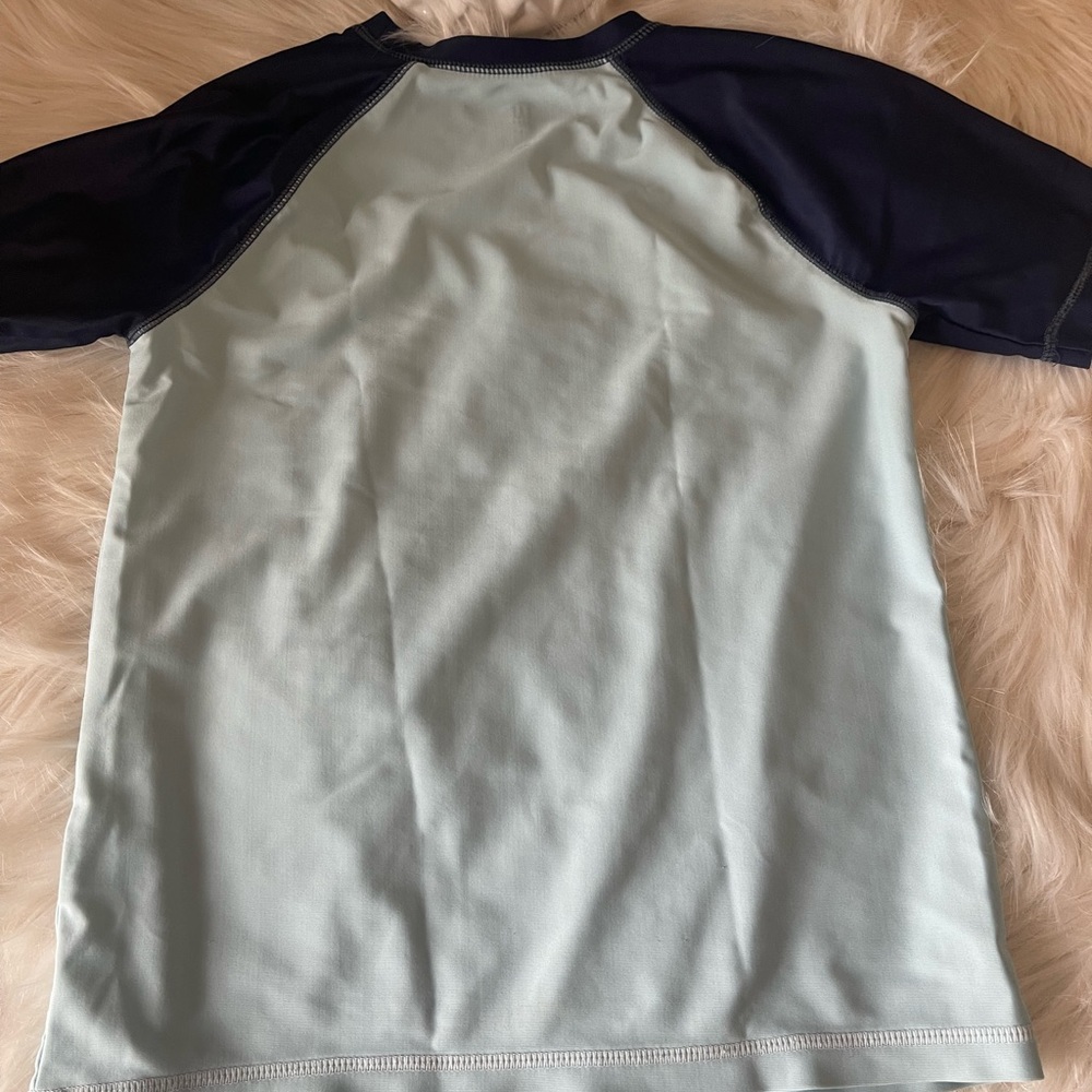 GAP Pineapple Rashguard 🍍 - Picture 4 of 6